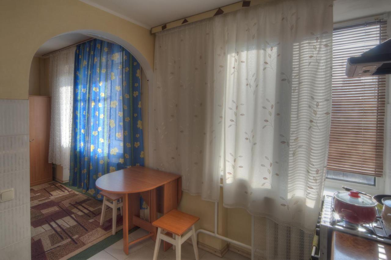 Квартира по улице Федорова 1 Киев Экстерьер фото