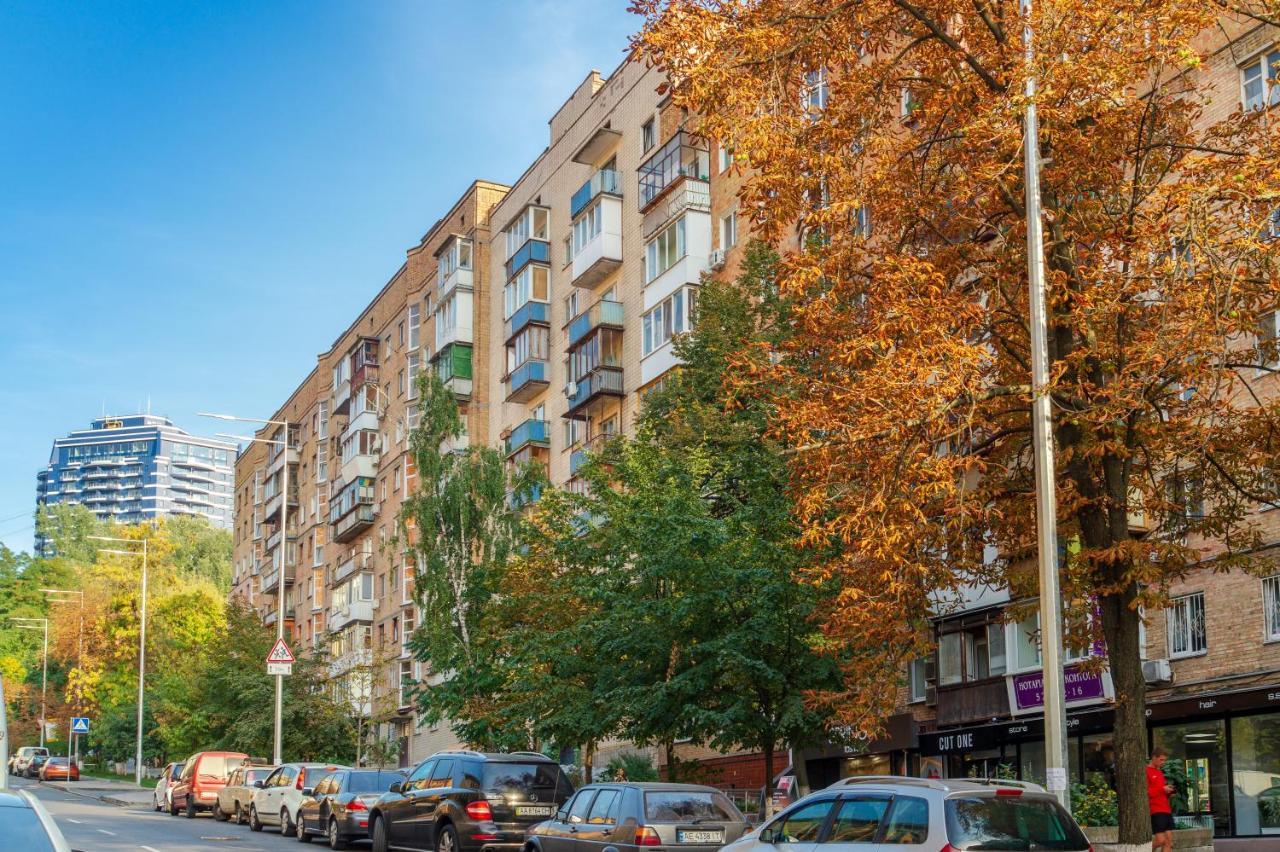 Квартира по улице Федорова 1 Киев Экстерьер фото